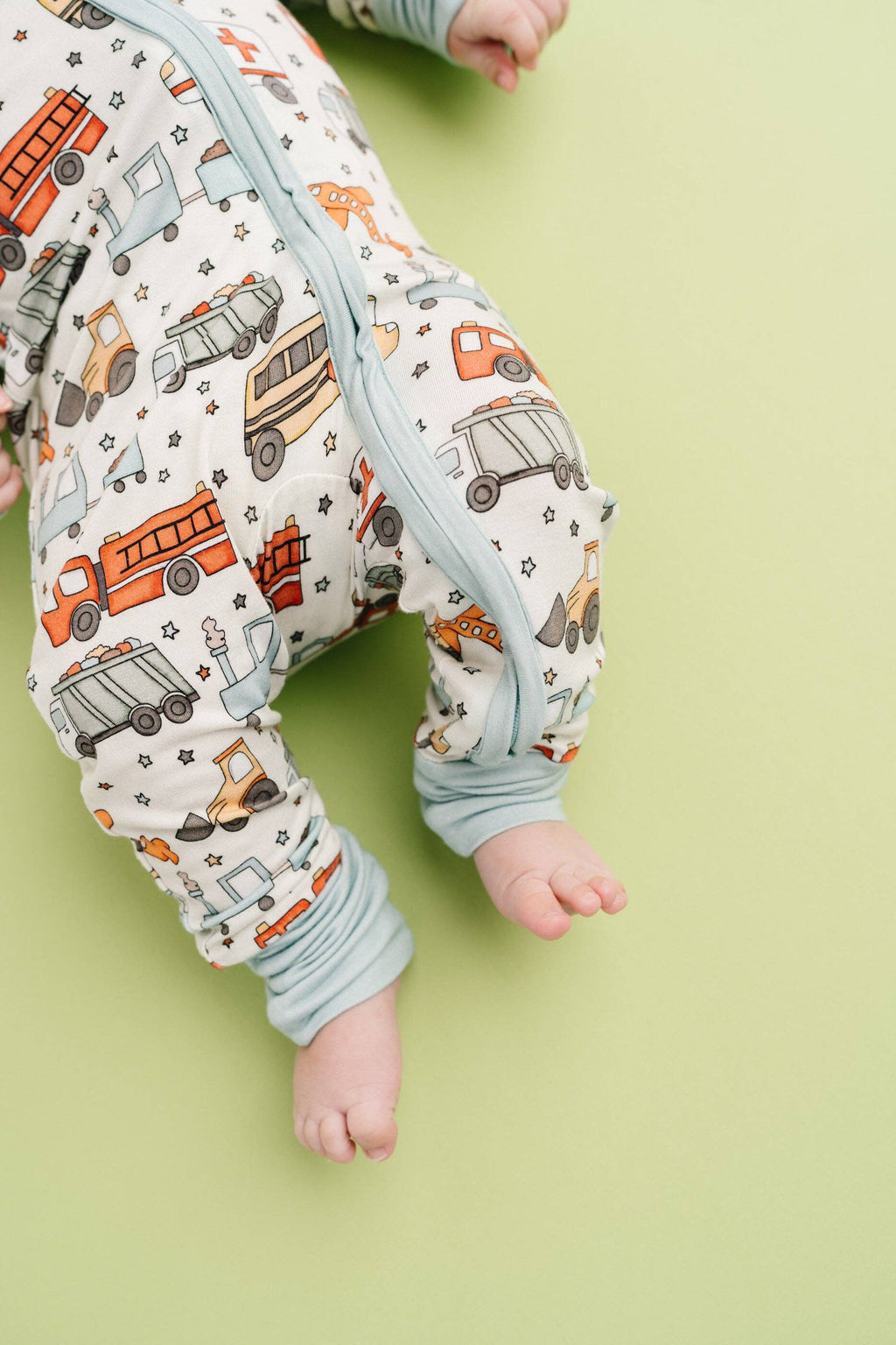 Little Engines Bamboo Sleep + Play